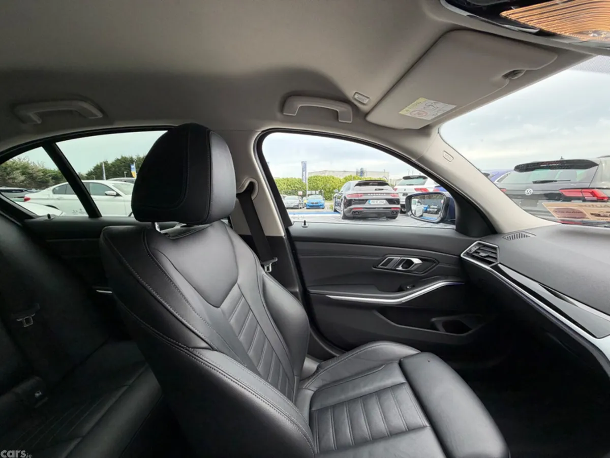 BMW 3-Series Saloon, Petrol Plug-in Hybrid, 2020, Blue