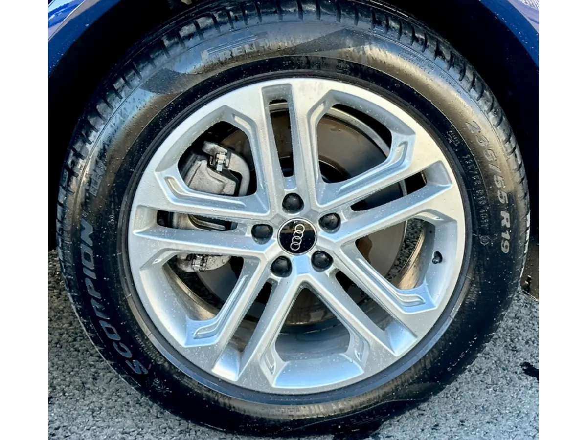 Audi Q5 SUV, Diesel, 2025, Blue