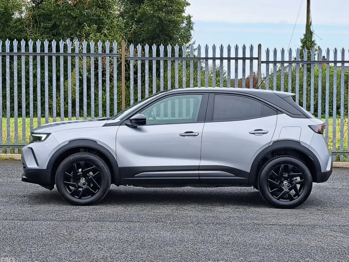 Opel Mokka SUV, Petrol, 2023, Grey