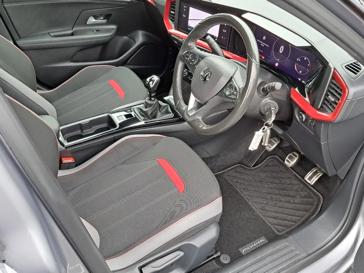 Opel Mokka SUV, Petrol, 2023, Grey