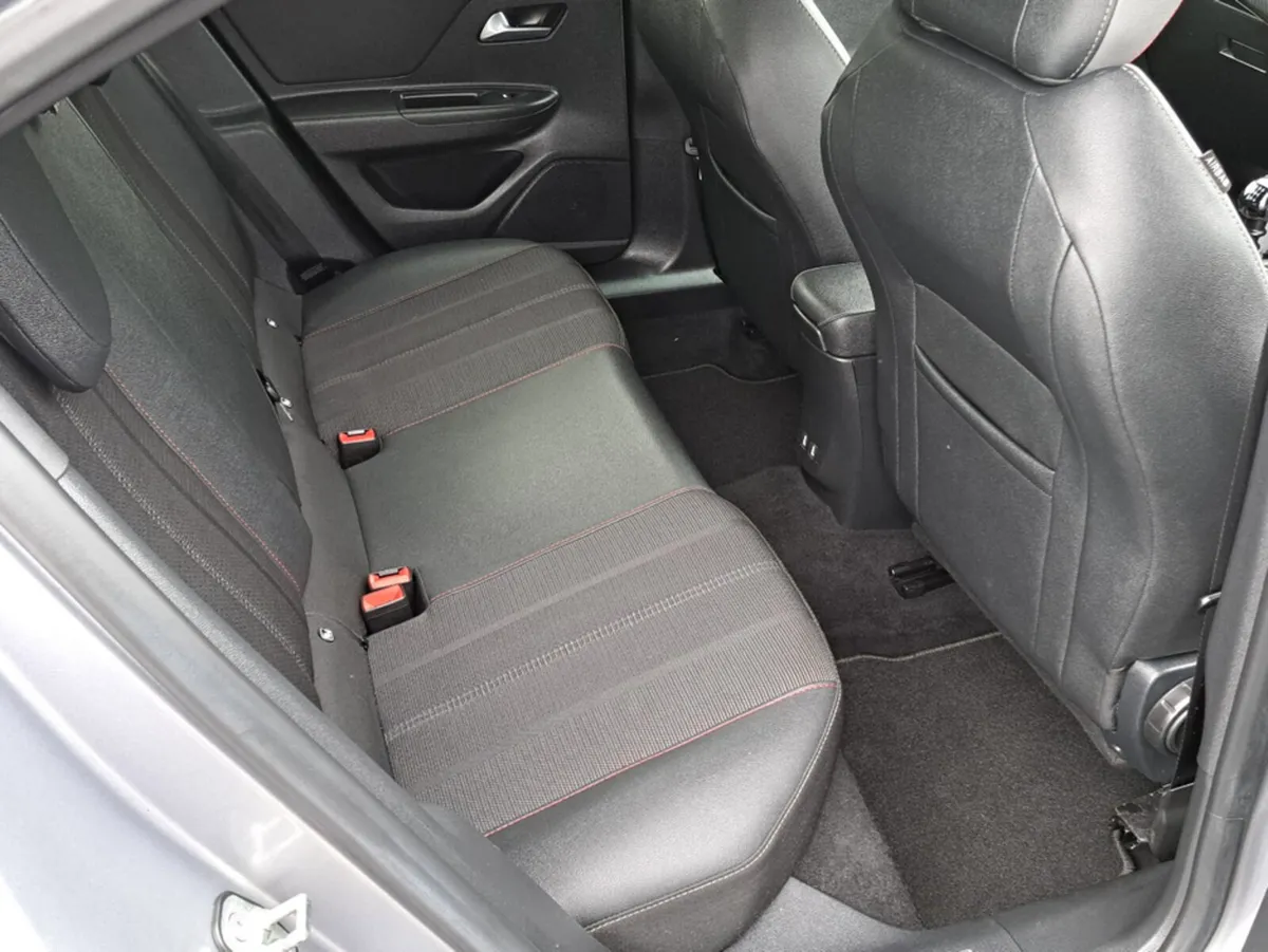 Opel Mokka SUV, Petrol, 2023, Grey