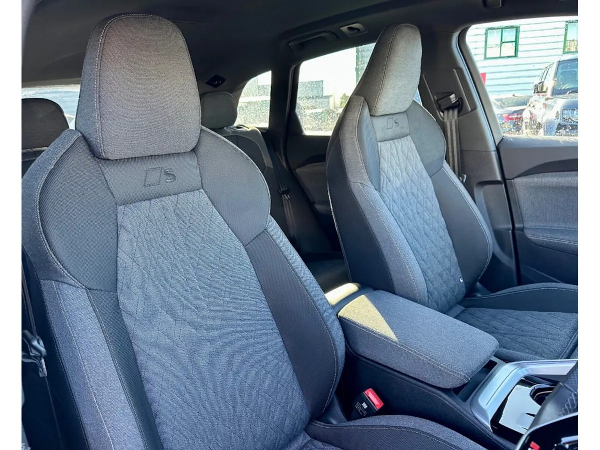 Audi Q5 SUV, Diesel, 2025, Blue