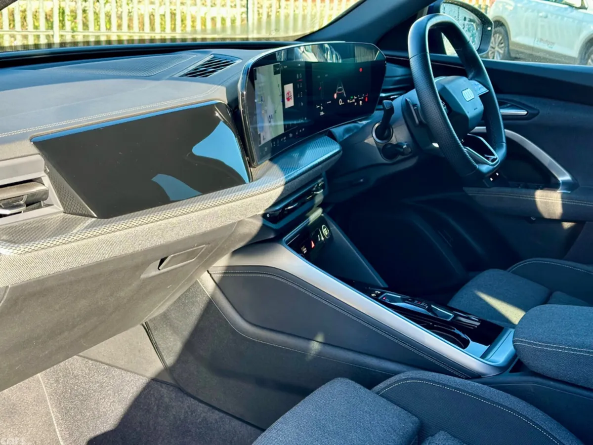 Audi Q5 SUV, Diesel, 2025, Blue