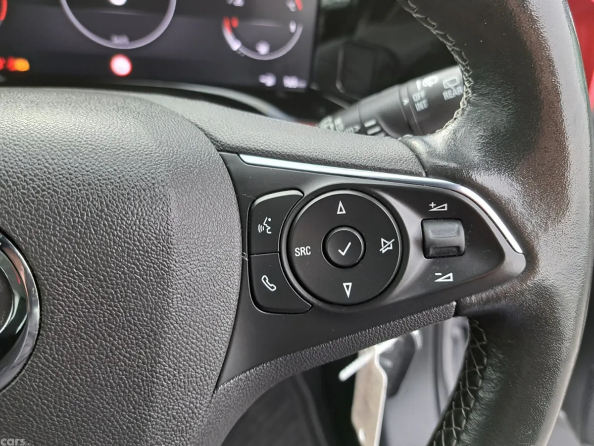 Opel Mokka SUV, Petrol, 2023, Grey