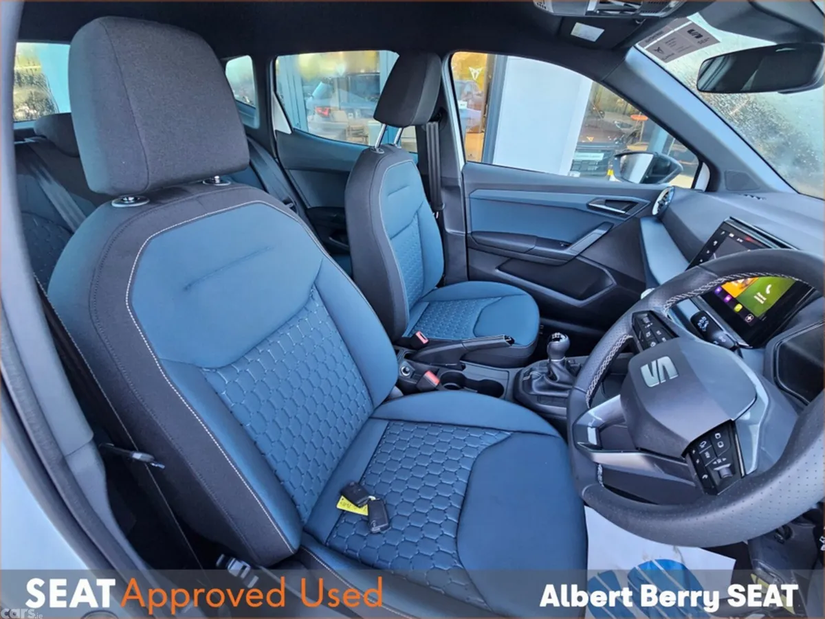 SEAT Arona Hatchback, Petrol, 2026, White