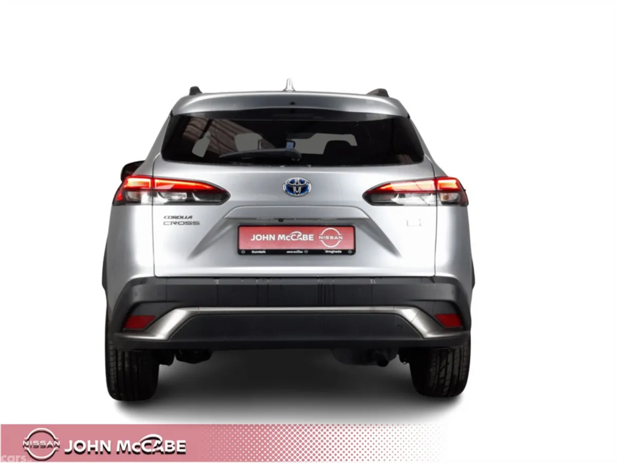 Toyota Corolla Cross MPV, Petrol Hybrid, 2022, Silver