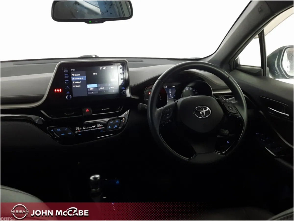 Toyota C-HR SUV, Petrol Hybrid, 2021, White