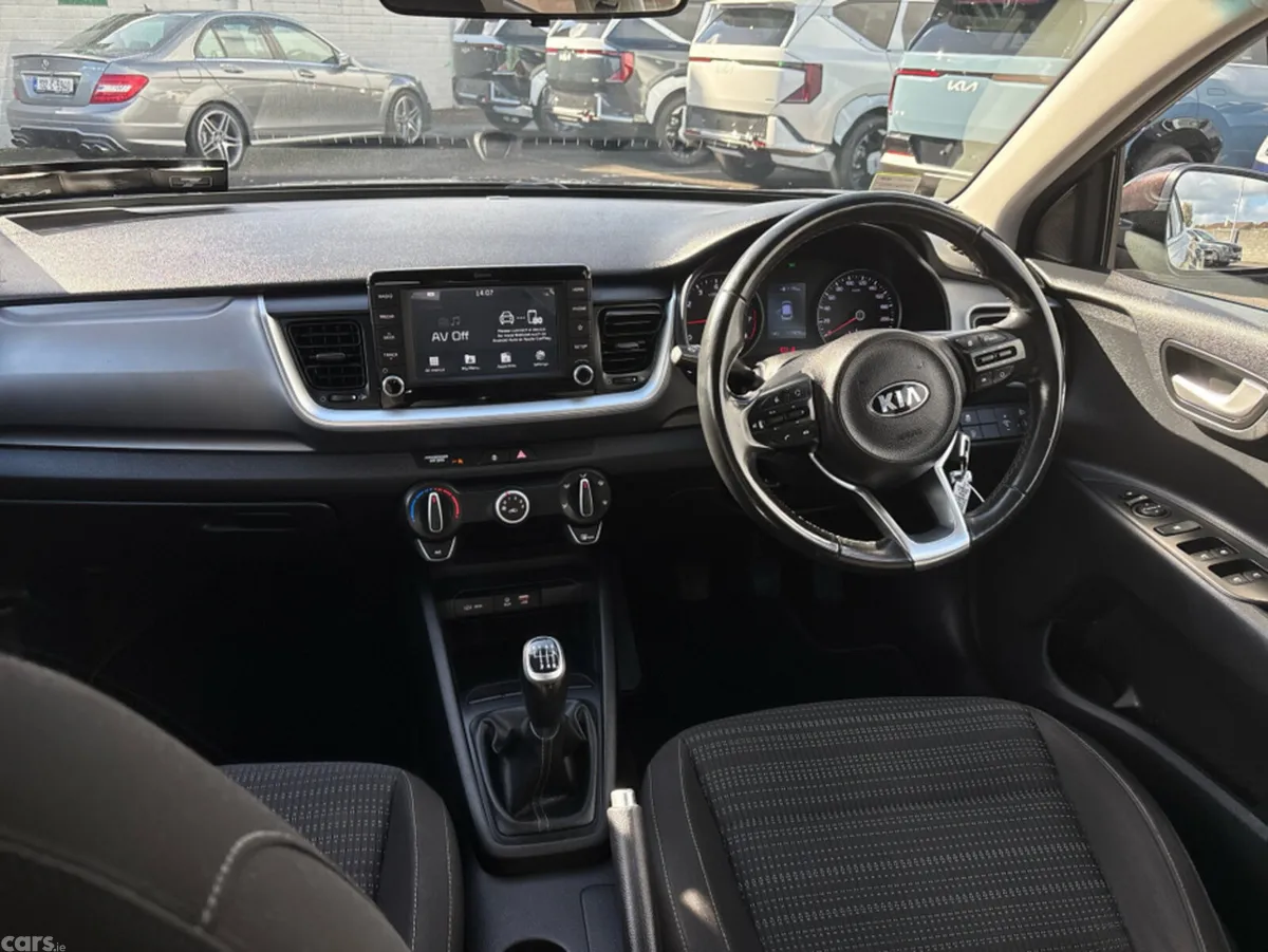 Kia Stonic Estate, Petrol, 2018, Brown