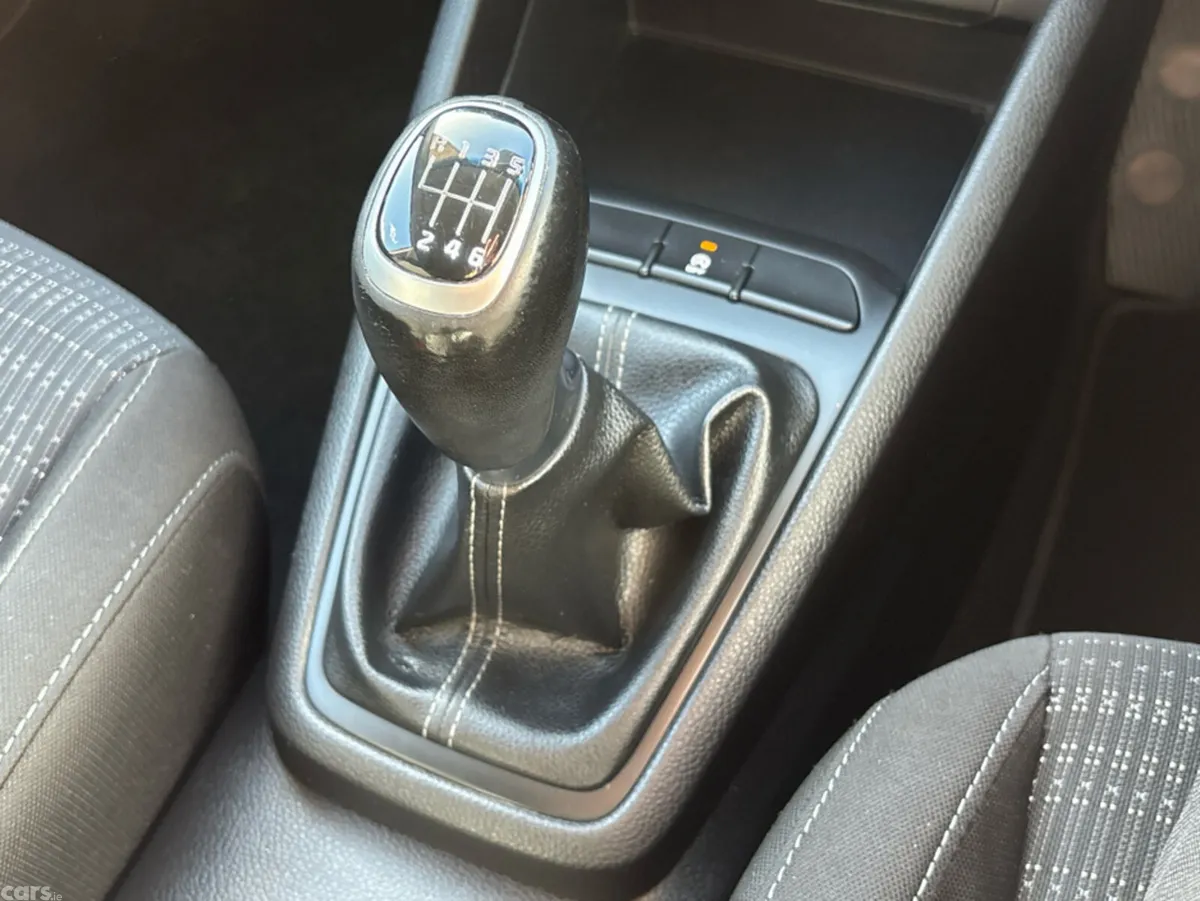 Kia Stonic Estate, Petrol, 2018, Brown