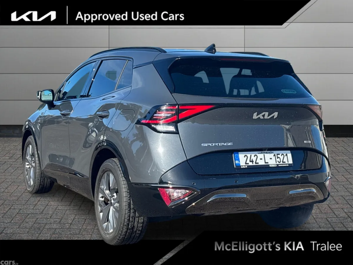 Kia Sportage MPV, Petrol Hybrid, 2024, Grey
