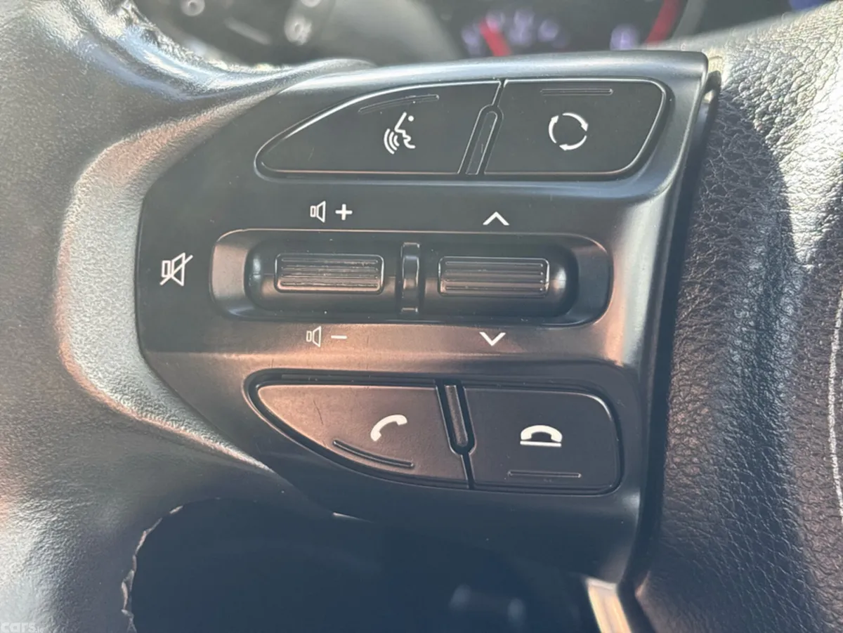 Kia Stonic Estate, Petrol, 2018, Brown
