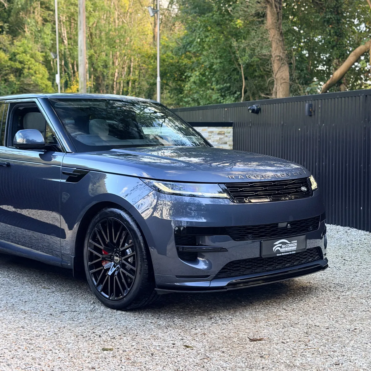 Land Rover Range Rover SUV, Petrol Plug-in Hybrid, 2023, Blue