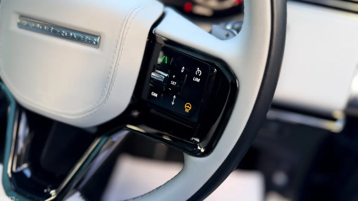 Land Rover Range Rover SUV, Petrol Plug-in Hybrid, 2023, Blue