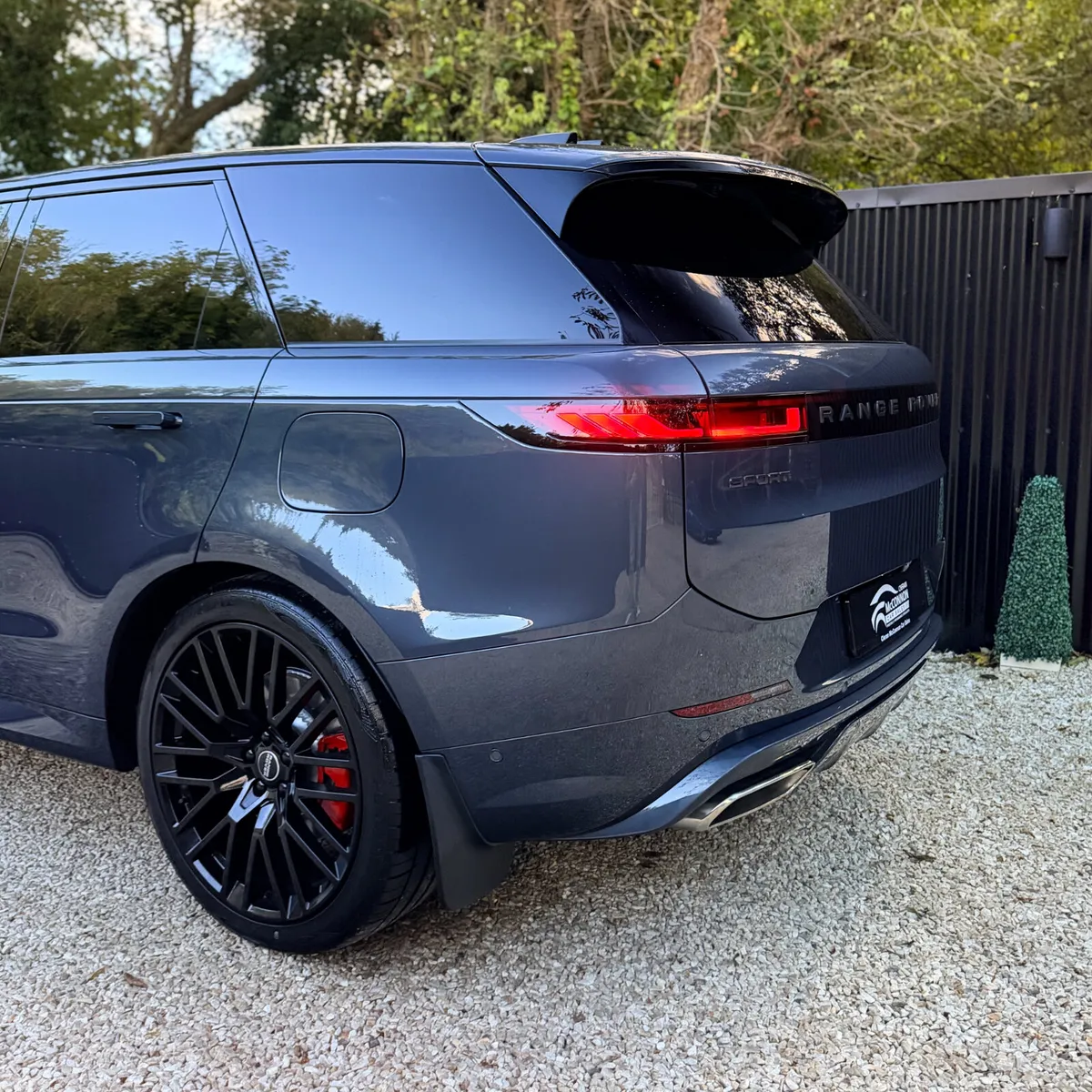 Land Rover Range Rover SUV, Petrol Plug-in Hybrid, 2023, Blue