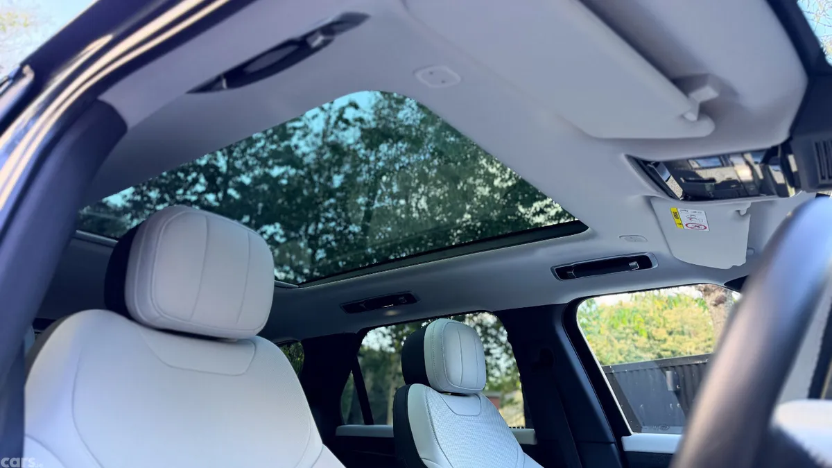 Land Rover Range Rover SUV, Petrol Plug-in Hybrid, 2023, Blue