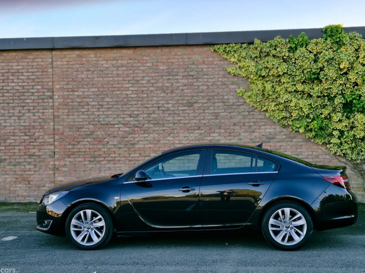 Opel Insignia Saloon, Diesel, 2016, Black