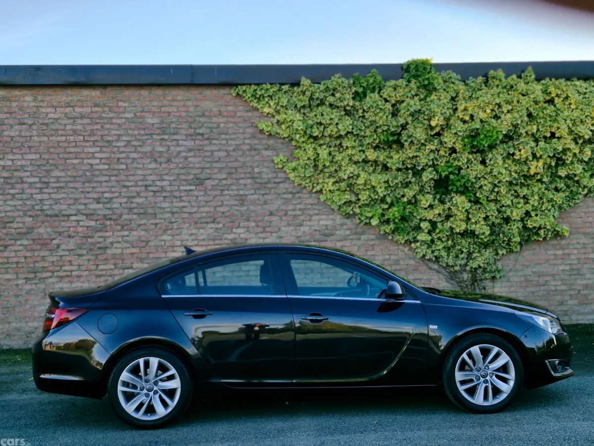 Opel Insignia Saloon, Diesel, 2016, Black