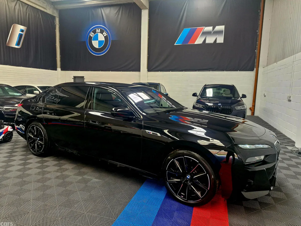 BMW i7 Saloon, Electric, 2024, Black