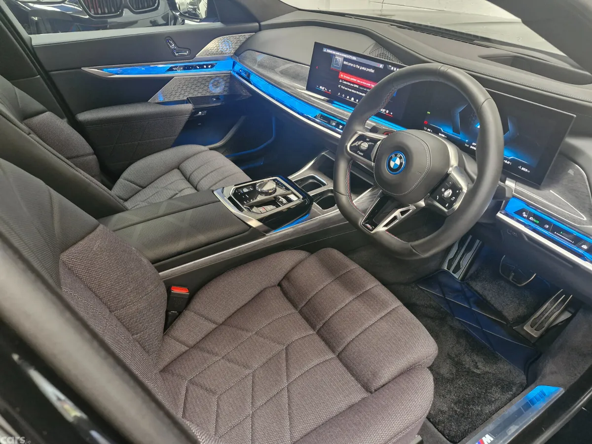 BMW i7 Saloon, Electric, 2024, Black
