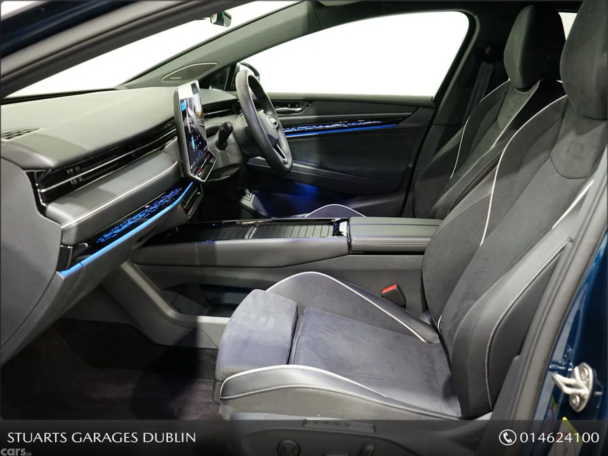 Volkswagen ID.7 Hatchback, Electric, 2026, Blue