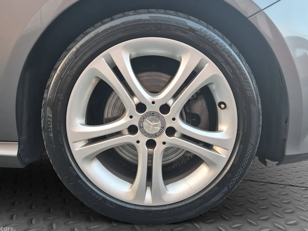 Mercedes-Benz A-Class Hatchback, Petrol, 2015, Grey