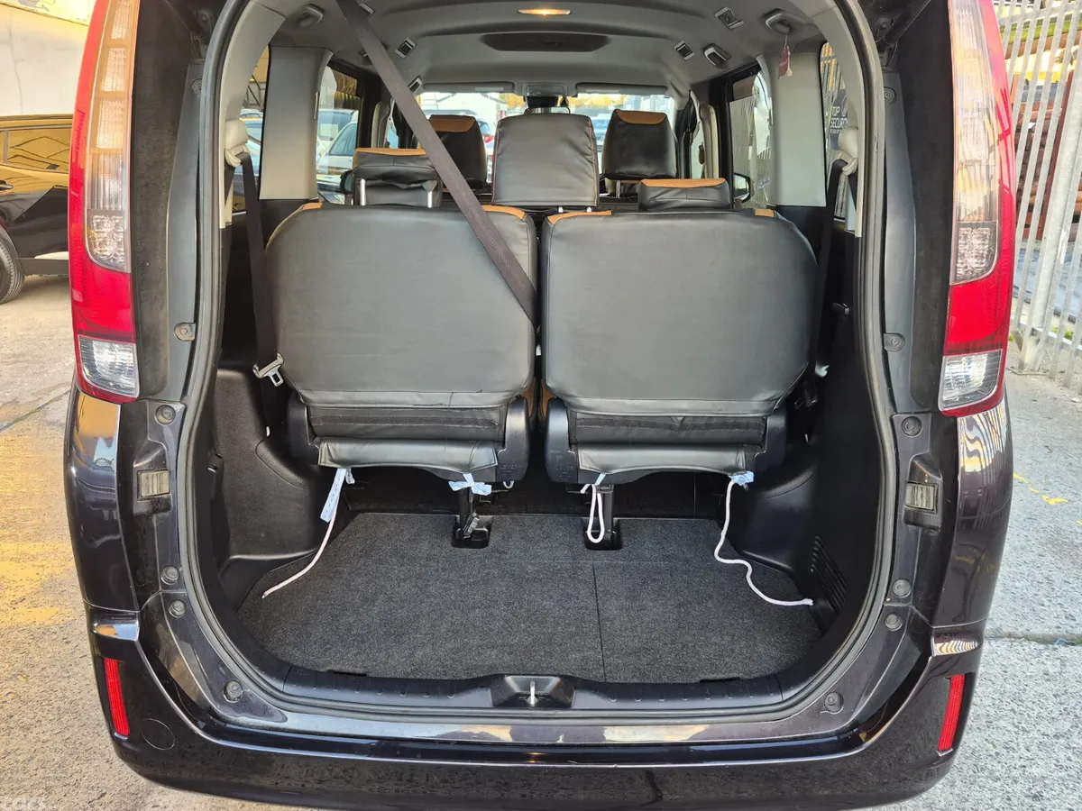 Toyota Noah MPV, Petrol Hybrid, 2016, Beige