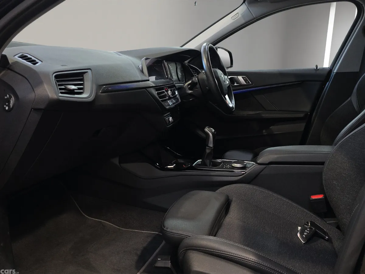 BMW 1-Series Hatchback, Diesel, 2020, Black