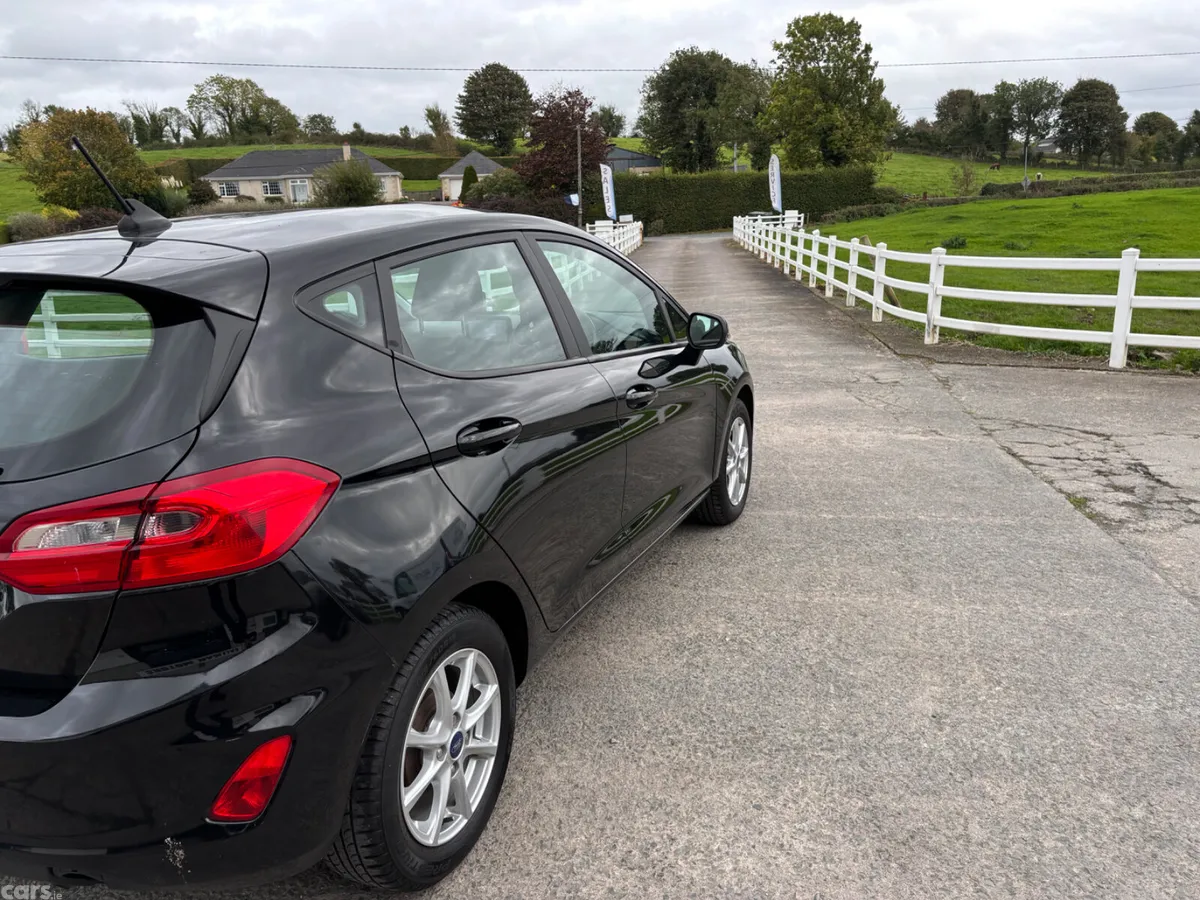 Ford Fiesta Hatchback, Petrol, 2019, Black