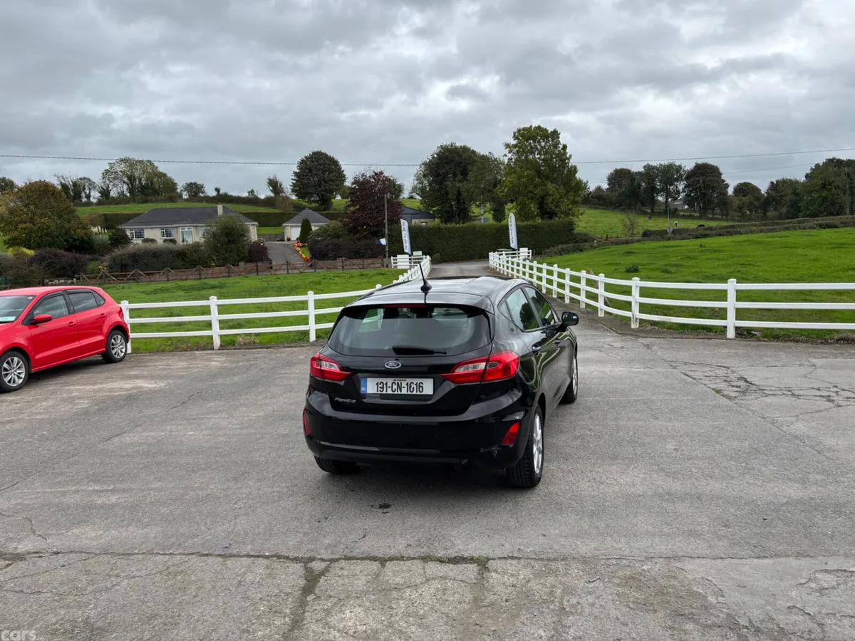 Ford Fiesta Hatchback, Petrol, 2019, Black
