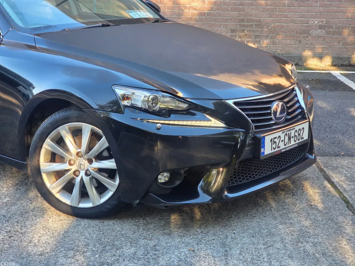 Lexus IS Saloon, Petrol Hybrid, 2015, Black