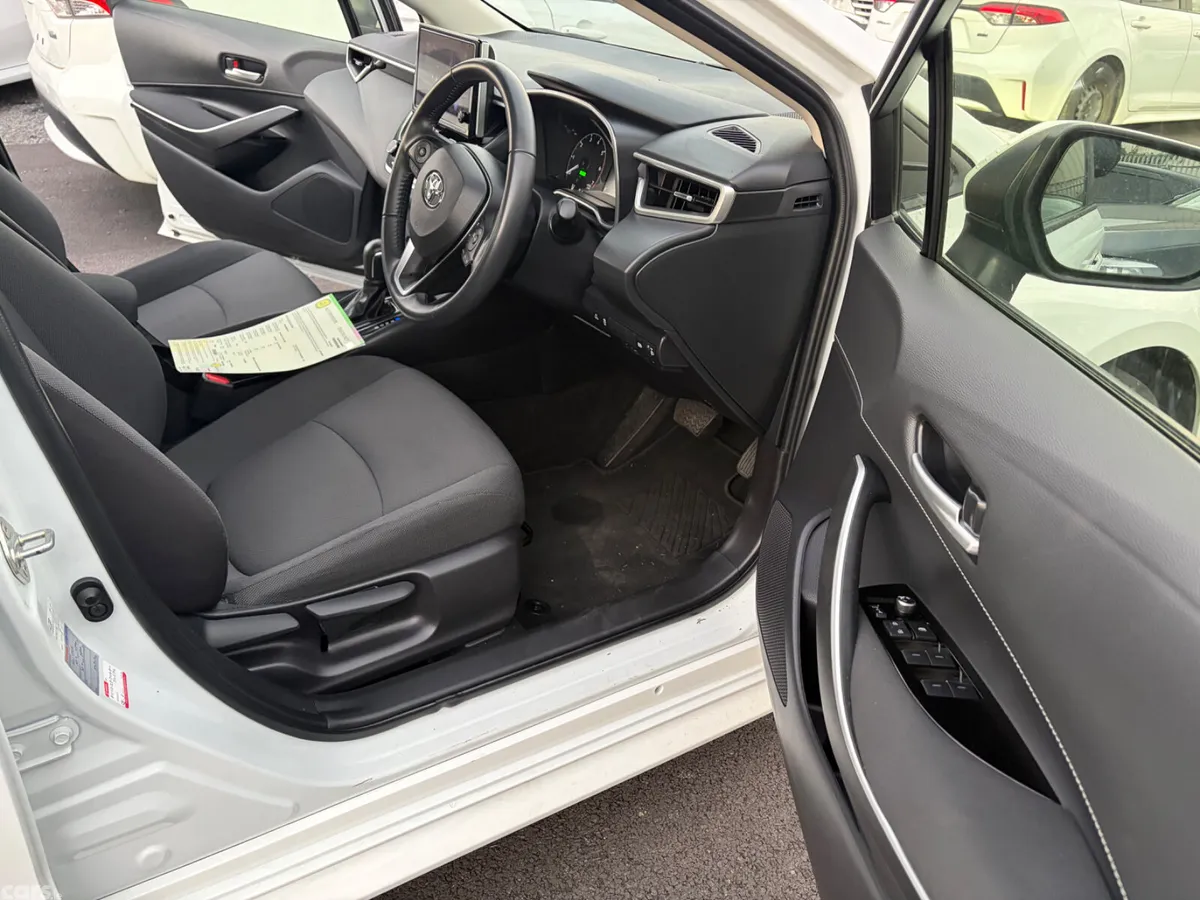 Toyota Corolla Saloon, Petrol Hybrid, 2024, White