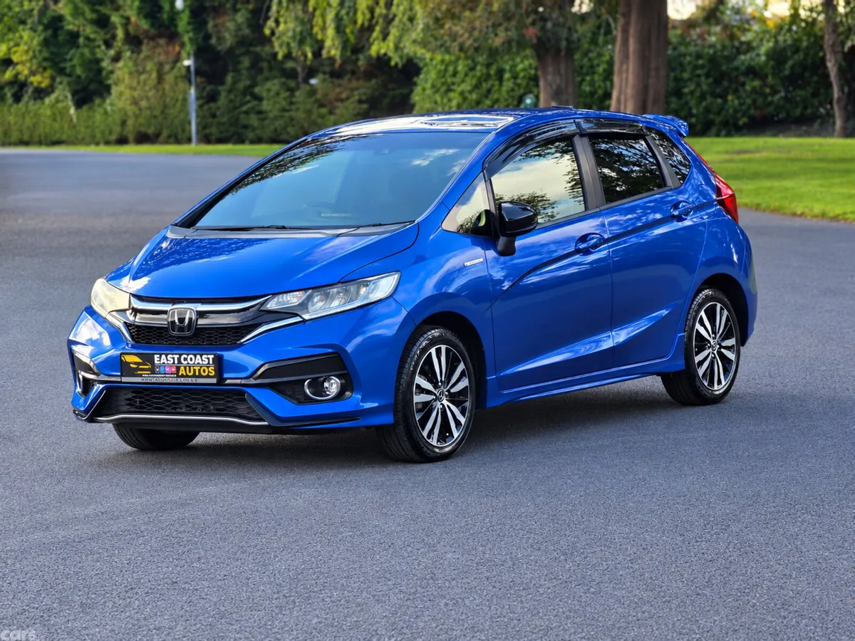 Honda Fit Hatchback, Petrol Hybrid, 2018, Blue