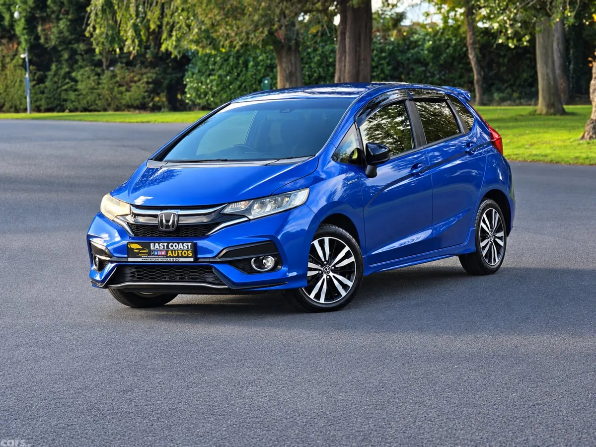 Honda Fit Hatchback, Petrol Hybrid, 2018, Blue