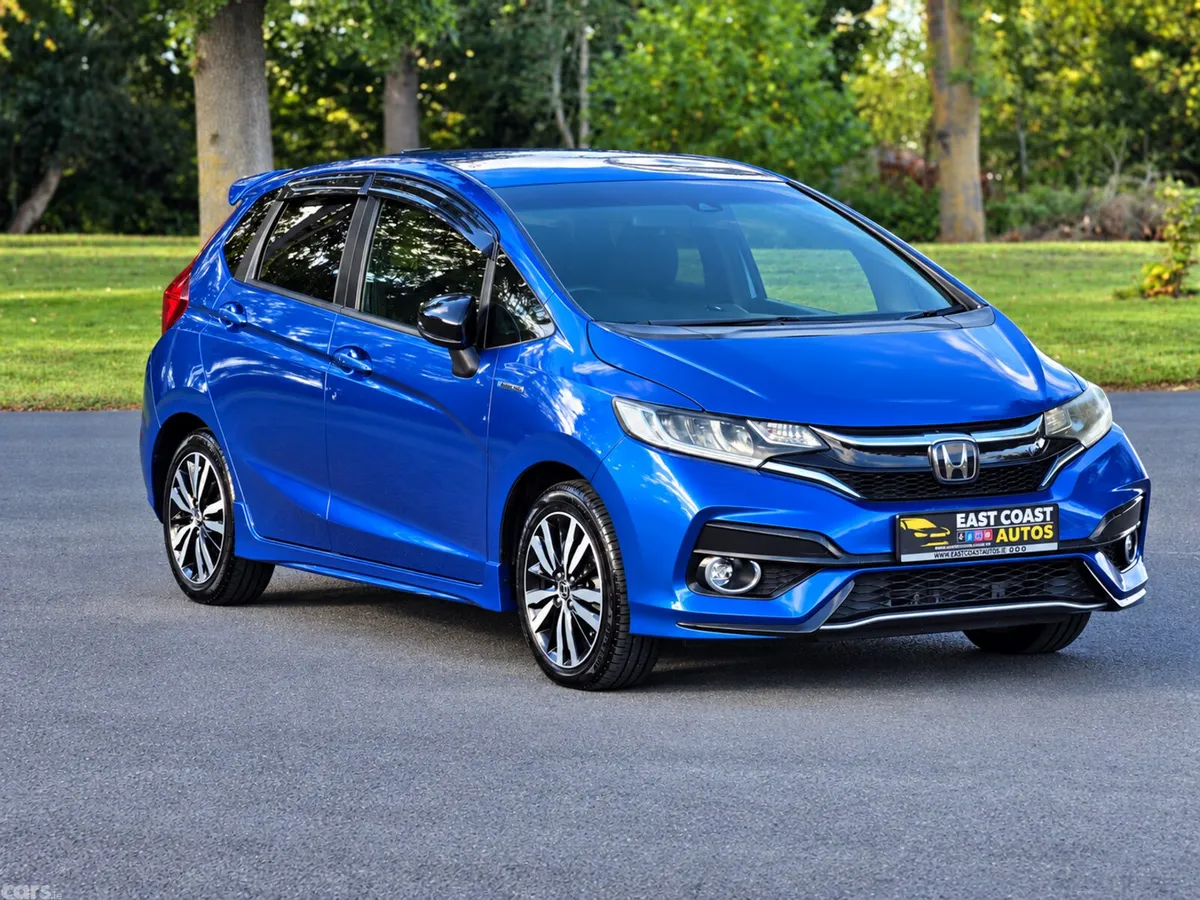 Honda Fit Hatchback, Petrol Hybrid, 2018, Blue