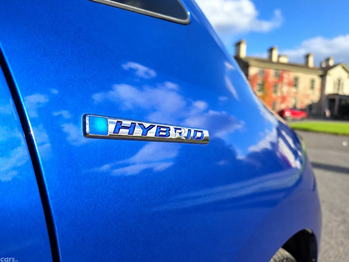 Honda Fit Hatchback, Petrol Hybrid, 2018, Blue