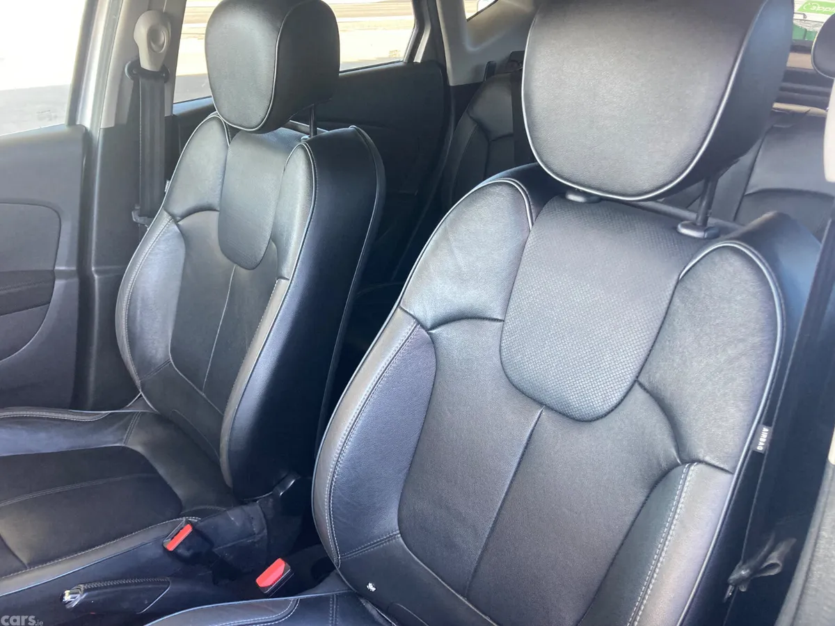Renault Captur Hatchback, Diesel, 2017, Grey
