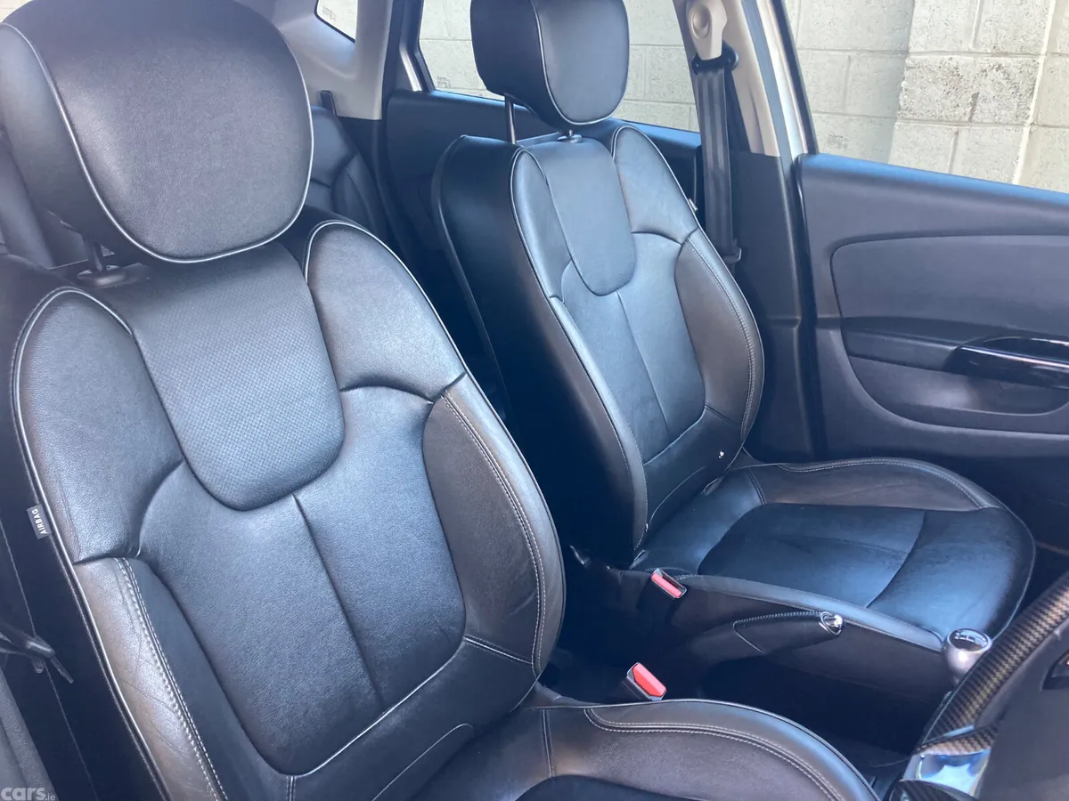 Renault Captur Hatchback, Diesel, 2017, Grey