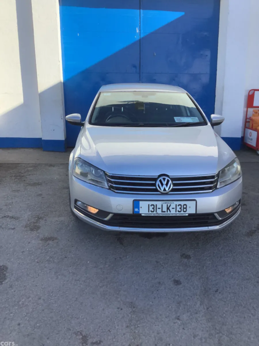 Volkswagen Passat Saloon, Diesel, 2013, Silver