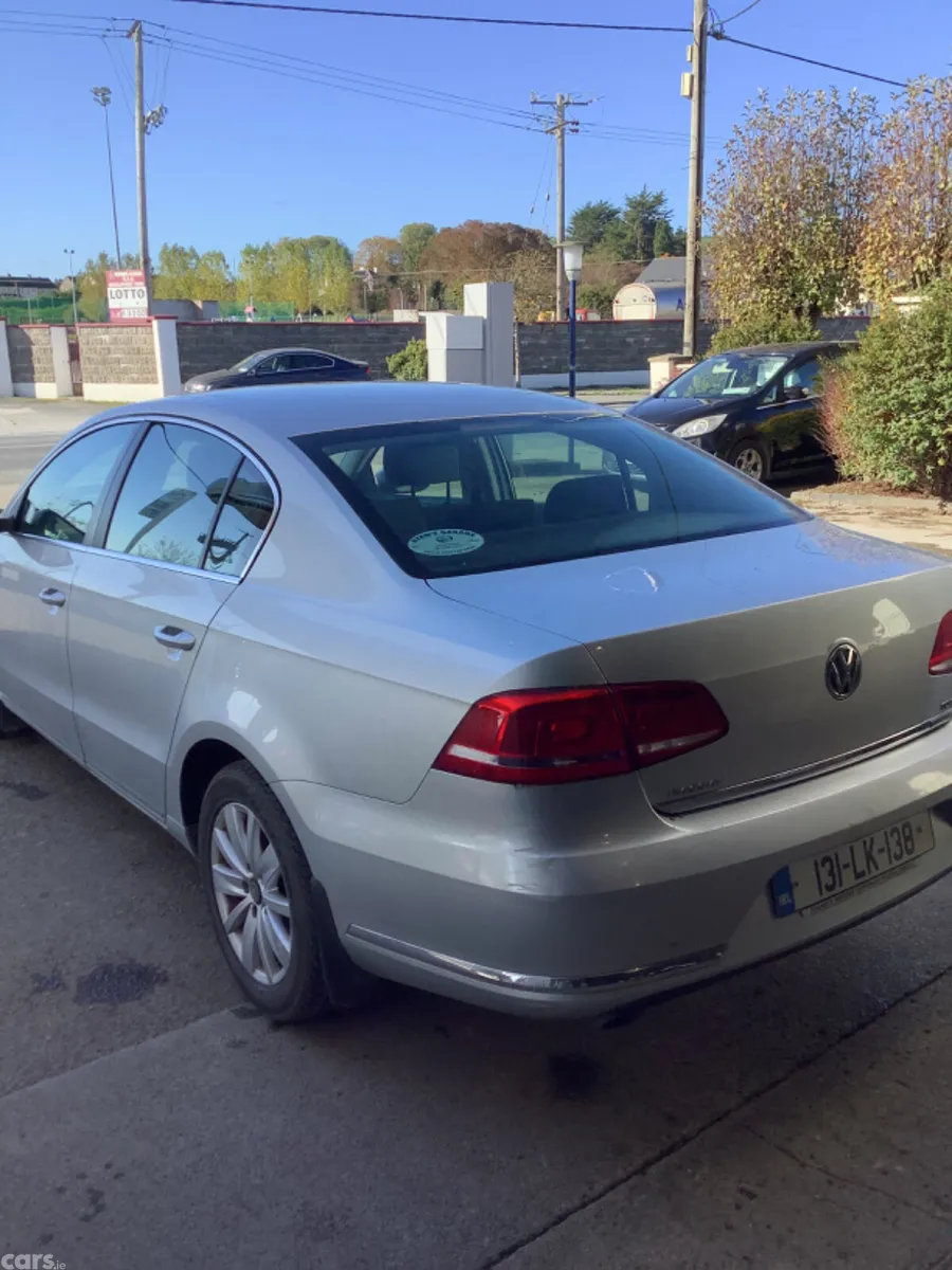 Volkswagen Passat Saloon, Diesel, 2013, Silver