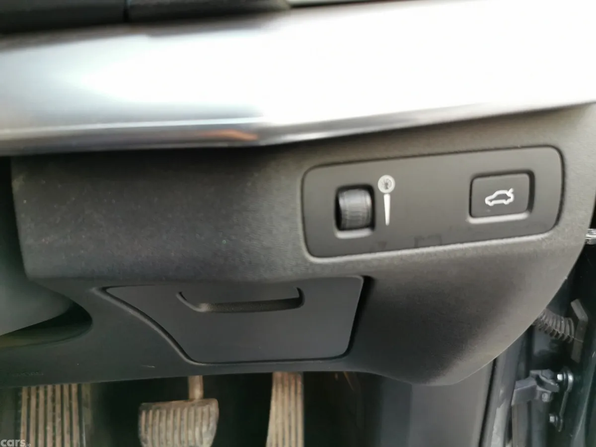 Volvo XC90 SUV, Diesel, 2018, Grey