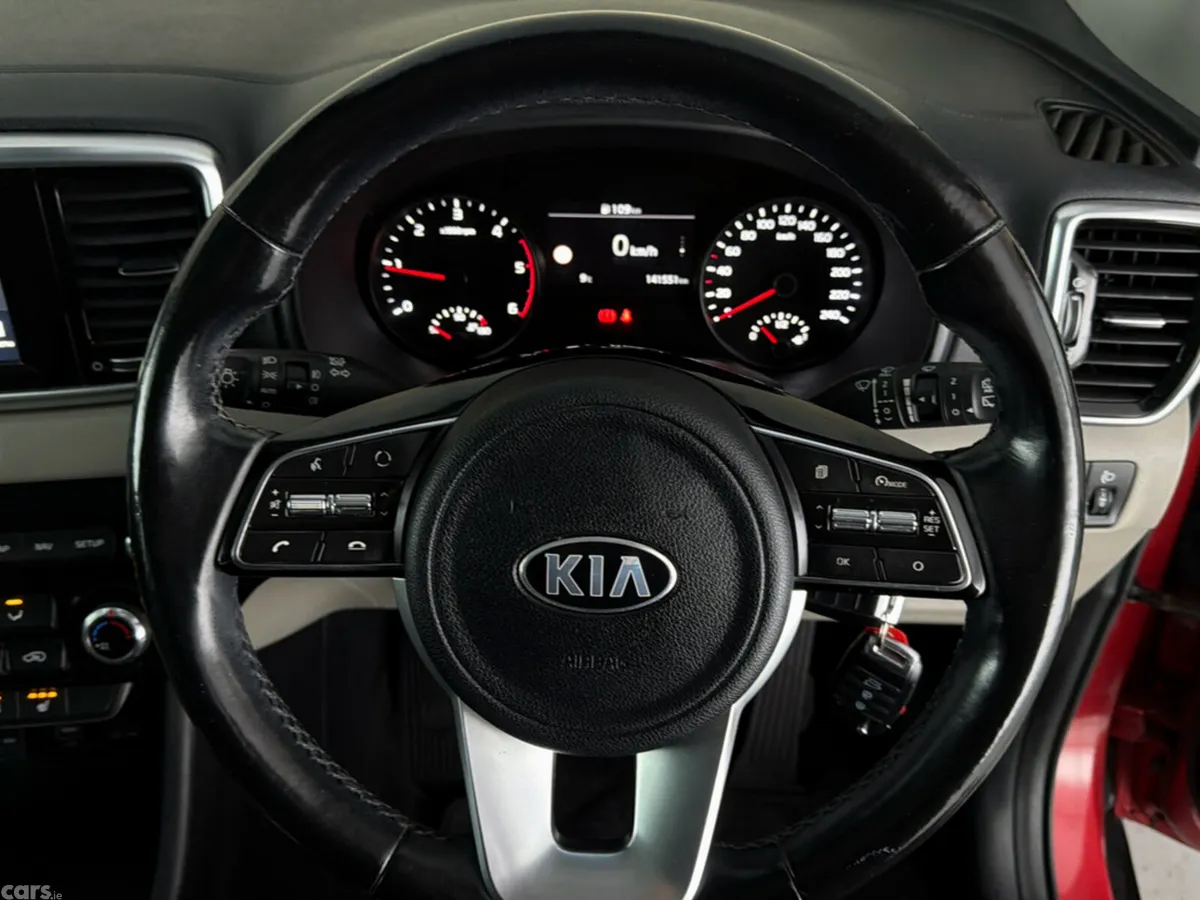 Kia Sportage SUV, Diesel, 2019, Red