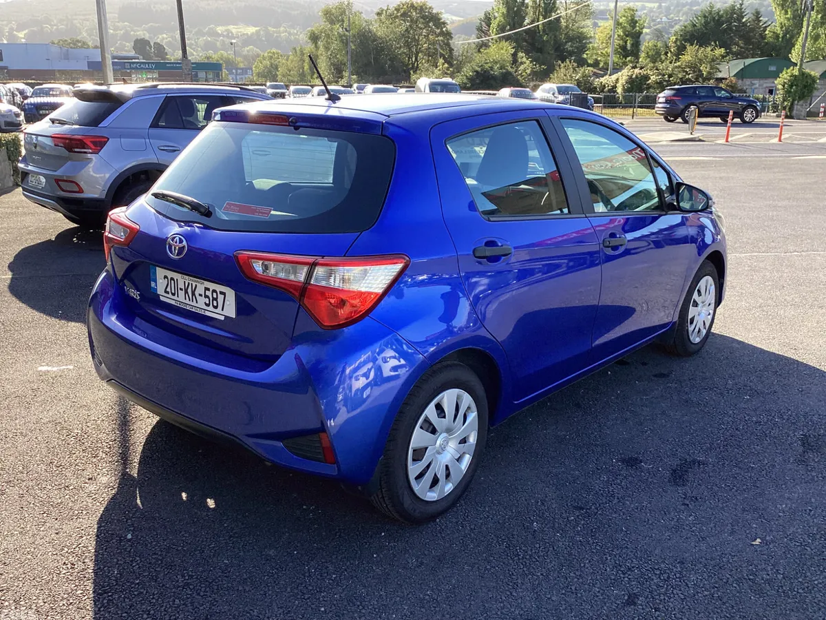 Toyota Yaris Hatchback, Petrol, 2020, Blue