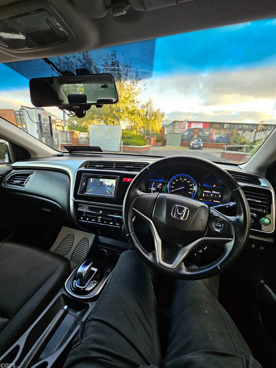 Honda Grace Saloon, Petrol Hybrid, 2015, Silver