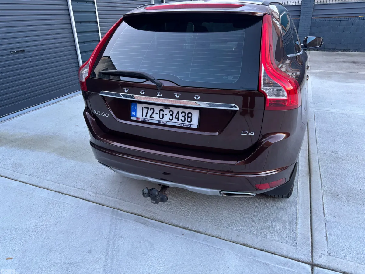 Volvo XC60 SUV, Diesel, 2017, Brown