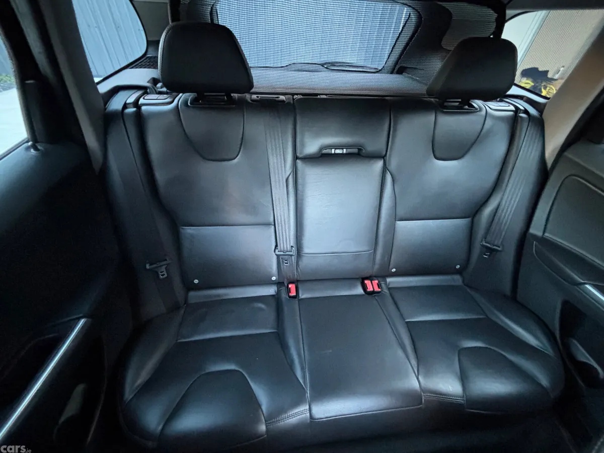 Volvo XC60 SUV, Diesel, 2017, Brown