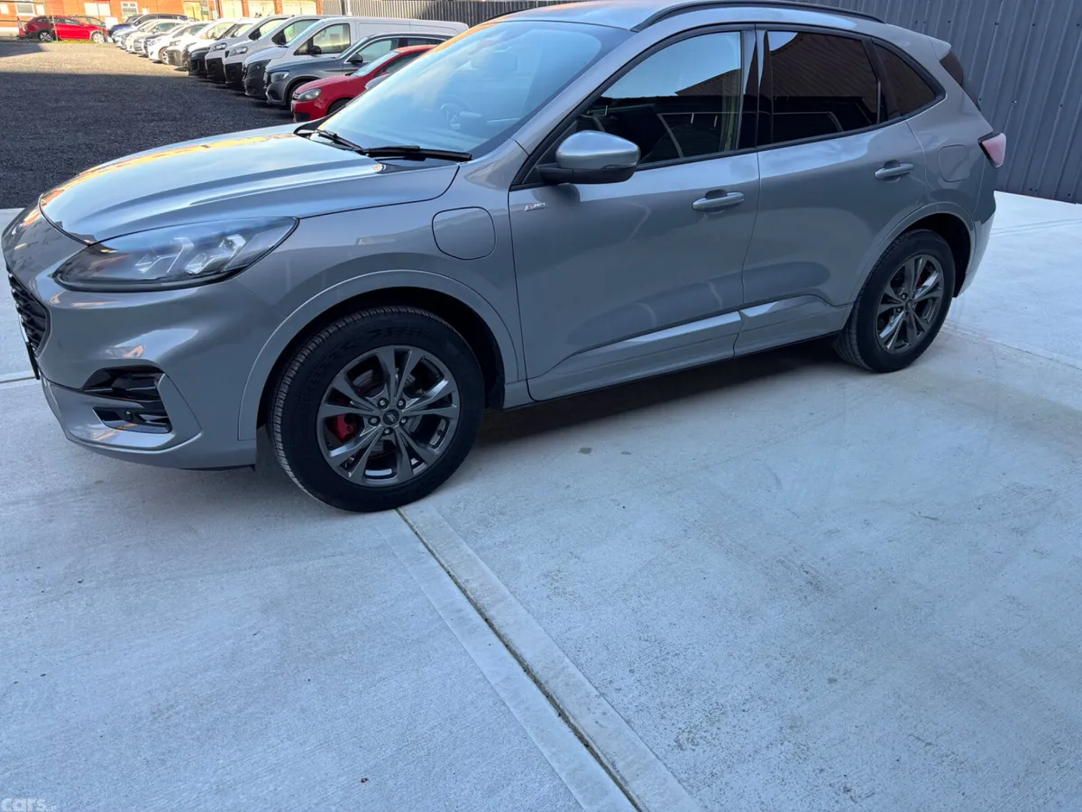 Ford Kuga SUV, Petrol Plug-in Hybrid, 2024, Grey