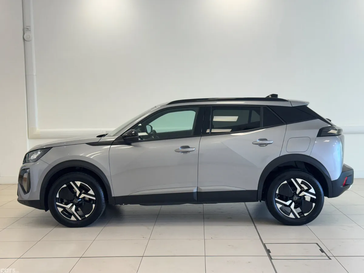 Peugeot 2008 MPV, Petrol, 2024, Grey