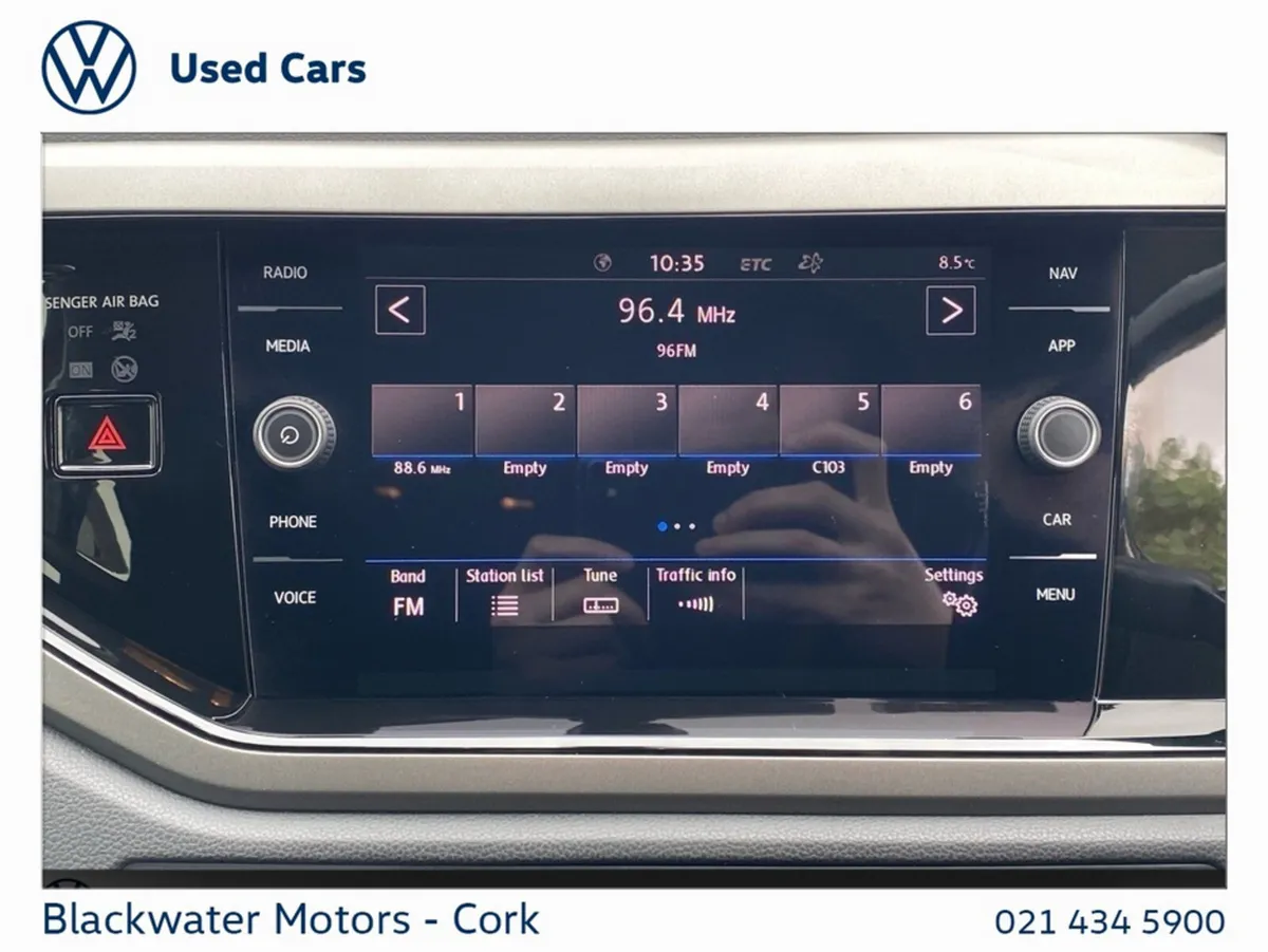 Volkswagen Polo Hatchback, Petrol, 2021, 