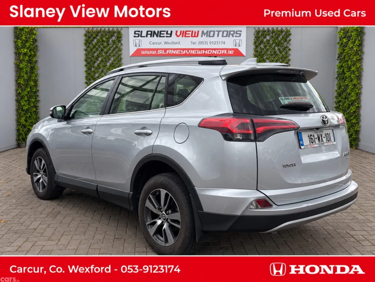 Toyota RAV4 MPV, Diesel, 2016, Silver