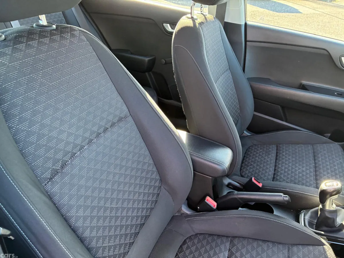 Kia Rio Hatchback, Diesel, 2018, Grey
